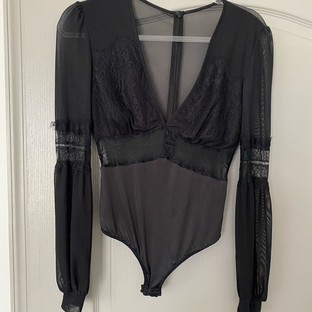 Long sleeve black lace bodysuit XS Bebe